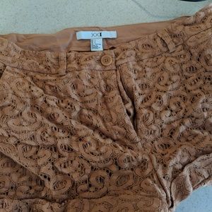 Awesome and vibrant lace shorts